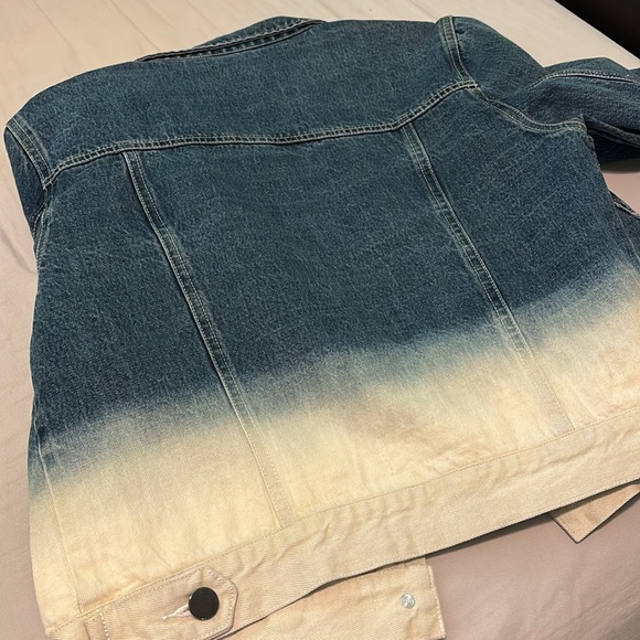 Denim ombré jacket with buckle closures - Picture 6 of 6